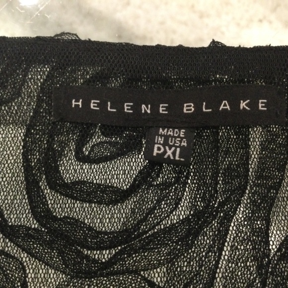 Black rosétte lace shortie jacket - Picture 6 of 6